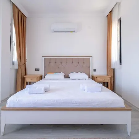 Villa Sunrise In Oludeniz, 4 Bedroom Private Pool Fethiye
